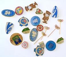 22db-os vegyes szocialista fém kitűző, közte "Gyöngyösért" zománcozott fém kitűző + 1984. "Széchenyi István Gimnázium Budapest" + Olimpiai fém kitűző zománcozott fém kitűző T:2