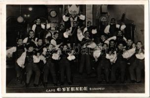 1940 Budapest VII. Café Ostende, Rajkó gyerek cigány zenekar / Gypsy children music band