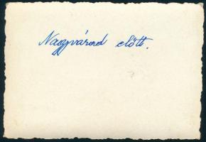 cca 1940 Nagyvárad előtt, kerékpáros katonai alakulat, feliratozott vintage fotó, Badár Balázs mezőt...