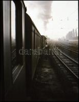 cca 1927 Kisvasút, mozdony és szerelvény, 2 db vintage negatív + 2 db vintage fotó (a papírképek és ...