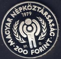 1979. 200Ft Ag "Gyermekév" T:PP