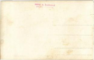 Lednicróna, Lednicz-Rovne, Lednicz-Rownye, Lednické Rovne; Skupina Sklárskych Robotníkov / Üvegmunká...