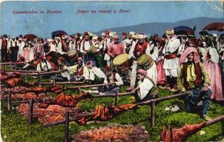 Lammbraten in Bosnien / Janjci na razanj u Bosni / Bosnian folklore, lamb roasting on skewers (EK)
