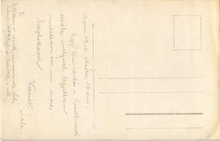 1910 Budapest, lovaskocsis kirándulás a karabukai erdőbe. photo (EK)