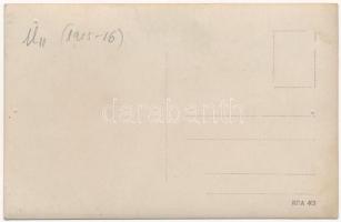 SM U-10  (U-X) Osztrák-Magyar Haditengerészet U-10 osztályú tengeralattjáró matrózokkal a fedélzeten...