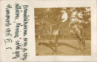 1916 Homoród, Homorod; Novius sötét pej ló, hölgy / dark horse. photo