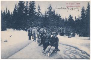 1908 Tátra, Vysoké Tatry; téli sport, bobsleigh vontatás lovasszánnal. Divald Károly 1398-1907. / winter sport, horse sled towing a bobsleigh