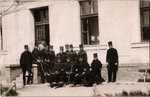 Komárom, Komárnó; katonák a laktanya előtt. Licht Ödön fényképész / K.u.K. military, soldiers in front of the barrack. photo