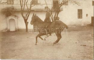 1912 Pécs, huszár lovasképzés közben / Hungarian hussar during horse training. photo