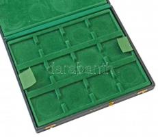 "Magyar Érmeforgalmazó" feliratú, műbőr érmetartó kivehető tálcával, összesen 24db férőhel...