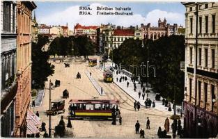 Riga, Brivibas bulvaris / Freiheits Boulevard / street, trams
