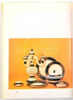 Dr. Sikota Győző: Herend porcelánművészete. Bp., 1984, Műszaki. Kiadói egészvászon kötés, kiadói pap...