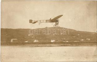 Osztrák-magyar katonai repülőgép Triesztben / WWI Austro-Hungarian K.u.K. military aircraft in Trieste. Fotografia Padovan photo