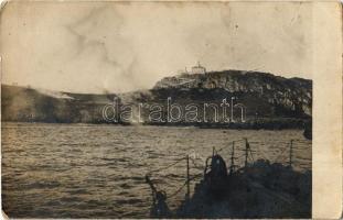 1918 SMS Balaton az Osztrák-Magyar Haditengerészet Tátra-osztályú rombolója Fiuménél / WWI Austro-Hungarian Navy, K.u.K. Kriegsmarine, Tatra-class destroyer (Zerstörer) SMS Balaton near Fiume (Rijeka). photo (fl)