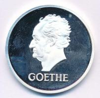 Németország 2001G. 1932-es 5M tükörveretű fém replika Goethe halálának 100. évfordulója - 1832-1932 T:1  Germany 2001G. 1932. 5 Mark mirror-like metal replica Centenary - Death of Goethe - 1832-1932 C:Unc