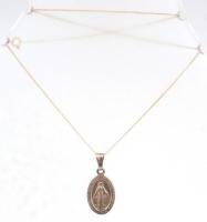 Ezüst (Ag) nyaklánc Mária medállal. Jelzett. 3,23 g