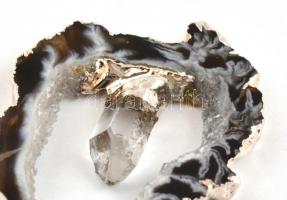 Féldrágakő medál hegyikristállyal, 3,5×2,5 cm