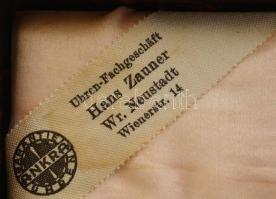 Ezüst (Ag) 6 db jelzett mokkás kanál díszdobozban 61 g