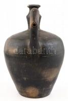 XIX. sz. vége: Vizes korsó. Mázas cserép, sérült m: 37 cm