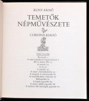 Kunt Ernő: Temetők népművészete. Bp., 1980, Corvina. Kiadói kartonált papírkötésben, jó állapotban