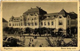 1941 Nagybánya, Baia Mare; István király szálloda, automobilok. Braun Miklós kiadása / hotel, automobiles (EK)