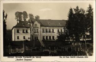1929 Abrudbánya, Abrud; Scoala Normala de baieti Andrei Saguna / Fiú iskola / boys school. No. 61. Foto Bach