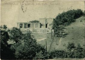 1939 Visegrád, a Budapesti Orvosok Turista Egyesületének otthona a visegrádi Nagyvillám-hegyen (378 m) (kis szakadás / small tear)