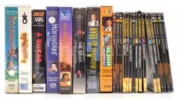 Vegyes VHS és DVD tétel, 24 db:  Egyiptom hercege, Pocahontas, Hófehérke és a hét törpe, 4 db Rowan Atkinson/Mr. Bean, A bukás, Ezerarcú világ DVD sorozat 8 része, és A világörökség kincsei DVD sorozat 8 része, közte bontatlanok.