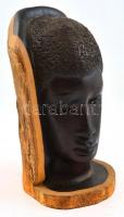 Jelzés nélkül: Női arc. Faragott keményfa szobor. 25 cm