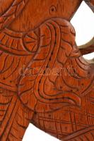 Indonéz táncos íjjal. Faragott. lakkozott fa, jelzés nélkül. 39 cm