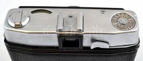 Dacora Super Dignette kisfilmes fényképezőgép, fénymérővel, eredeti bőr tokjában, szép, működő állap...