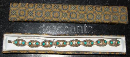 Dekoratív áttört, ezüst női karlánc, türkiz kövekkel, Ag 20g, díszdobozban