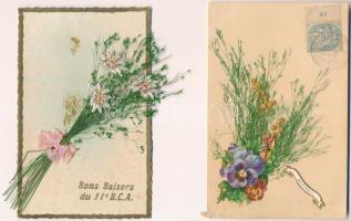 2 db RÉGI motívum képeslap: üdvözlőlap valódi virágokkal / 2 pre-1945 motive postcards: greetings with real flowers