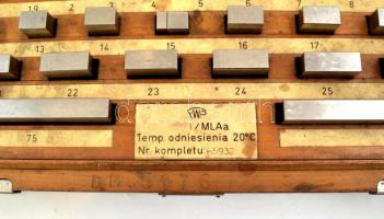 Acél etalon készlet. Fém, fa dobozában, komplett