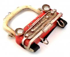 Autós kulcstartó, 12×14 cm