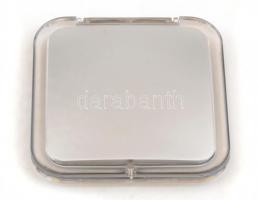 Műanyag házas kézi tükör, belsejében két tükörrel, egyik 5x nagyítással, 8,5×8,5 cm