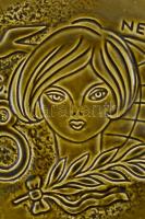 Gránit "Nemzetközi Nőnap" kerámia fali tál, jelzett, kis kopásnyomokkal, d: 24,5 cm