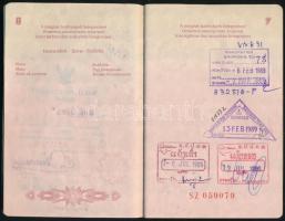 1988 Magyar Népköztársaság által kiállított fényképes útlevél, vietnámi és egyéb pecsétekkel