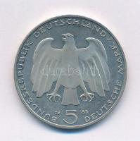 NSZK 1983J 5M Cu-Ni "Karl Marx halálának 100. évfordulója" T:2
FRG 1983J 5 Mark Cu-Ni &qu...