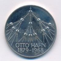 NSZK 1979G 5M Cu-Ni Otto Hahn T:1 (PP) kis patina, ujjlenyomat FRG 1979G 5 Mark Cu-Ni C:UNC (PP) small patina, fingerprints