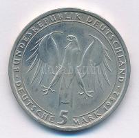 NSZK 1982D 5M Cu-Ni "Johann Wolfgang von Goethe" T:2 
FRG 1982D 5 Mark Cu-Ni "Johann...