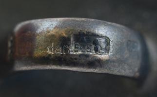 Ezüst(Ag) medál tenyésztett gyöngy díszítéssel, jelzett, h: 6 cm, bruttó: 6,1 g