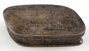 Ezüst(Ag) gyógyszeres dobozka, jelzett, 4×2,5×1 cm, nettó: 25,4 g