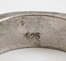 Ezüst(Ag) szögletes gyűrű, jelzett, méret: 55, nettó: 6,9 g