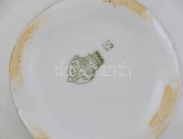 Zsolnay porcelán teás készlet. Matricás, jelzett, kis kopásokkal. Komplett