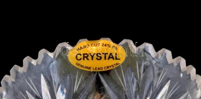 Ólomkristály váza, csiszolt, címkével jelzett, kopott, m: 21 cm