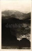 1930 Tátra, Alacsony-Tátra, Nízké Tatry; Demänovská dolina s Dumbiera sina / Deménvölgy látképe a Gyömbér-csúcsról / mountain peak