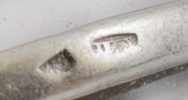 Ezüst(Ag) hullámos gyűrű, jelzett, méret: 58, nettó: 2,1 g