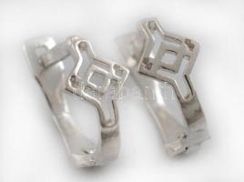 Ezüst(Ag) rombuszos fülbevalópár, jelzett, h: 1,3 cm, nettó: 1,3 g