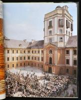 Szelényi Károly: Eger. Hevesi képek. Veszprém, 1994, F. Szelényi Ház Művészeti és Kiadói Bt. Kiadói ...